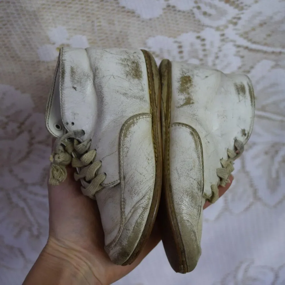 Vintage 1930s-40s Childrens Shoes Cracked Patina Rustic Farmhouse Baby Decor